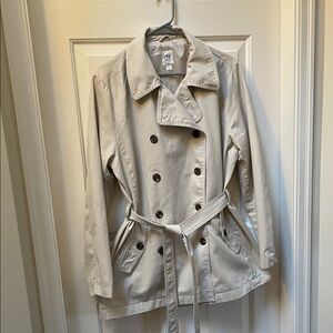 GAP Women's Beige Double-Breasted Trench Coat
